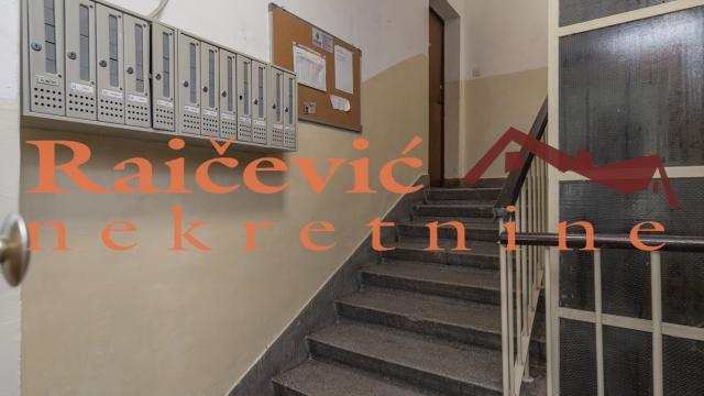 Stan, Dvosoban, Prodaja, 56m2, Cvetni trg, Vračar, Desanke Maksimovic