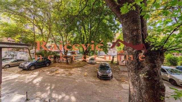 Stan, Dvosoban, Prodaja, 56m2, Cvetni trg, Vračar, Desanke Maksimovic