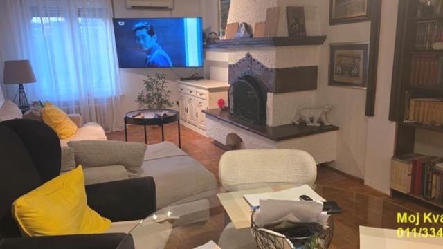 Stan, Trosoban, Prodaja, 74m2, Blok 70 (kineski tržni centar), Novi Beograd, Jurija Gagarina