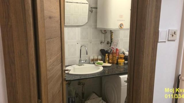 Stan, Trosoban, Prodaja, 74m2, Blok 70 (kineski tržni centar), Novi Beograd, Jurija Gagarina