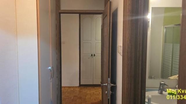 Stan, Trosoban, Prodaja, 74m2, Blok 70 (kineski tržni centar), Novi Beograd, Jurija Gagarina