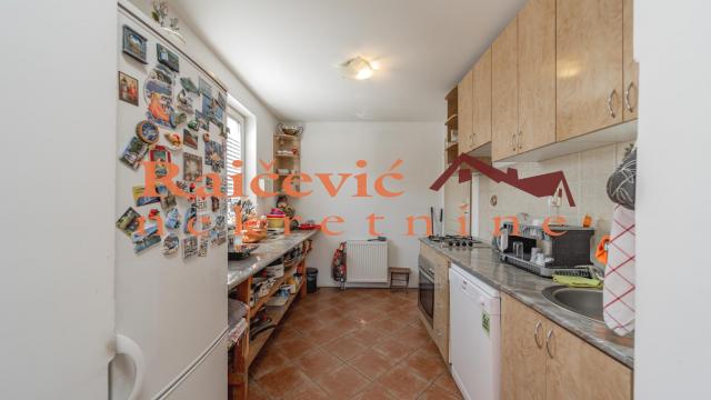 Kuća, Prodaja, 260m2, Resnik, Rakovica, Aleksandra Vojinovica