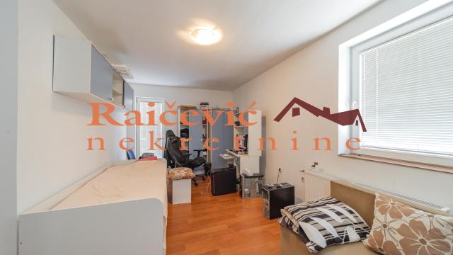 Kuća, Prodaja, 260m2, Resnik, Rakovica, Aleksandra Vojinovica
