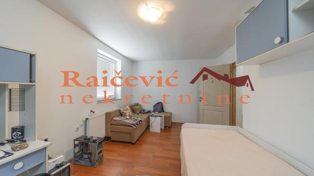 Kuća, Prodaja, 260m2, Resnik, Rakovica, Aleksandra Vojinovica