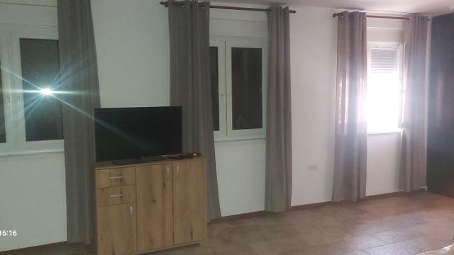 Kuća, Dvosoban, Prodaja, 90m2, Vinci, Okolno mesto, Omladinska 28