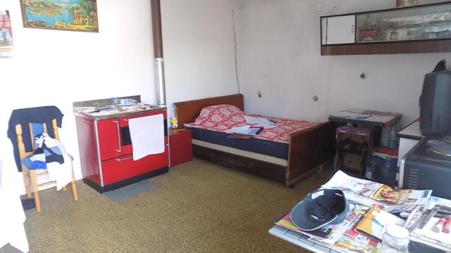 Kuća, Petosoban, Prodaja, 300m2, Kolonija, Gradska lokacija, Jagodina