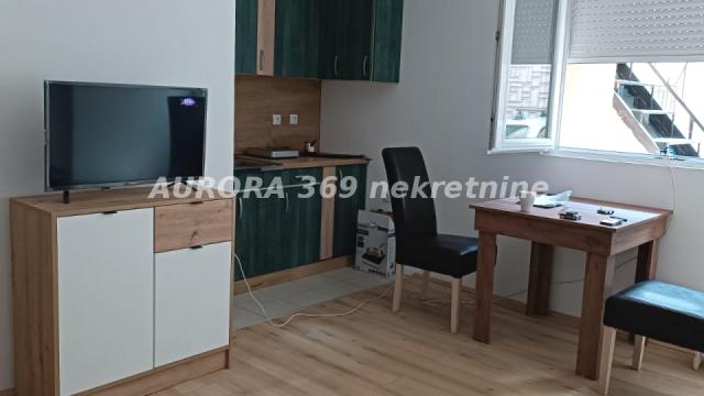 Stan, Garsonjera, Izdavanje, 25m2, Bulevar Oslobodjenja, Novi Sad, Novi Sad