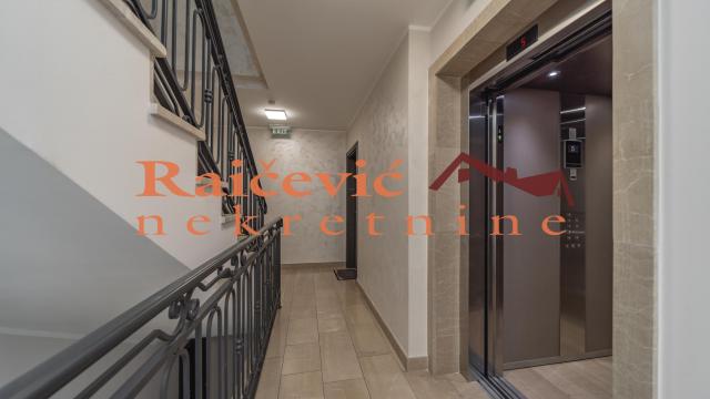 Stan, Jednoiposoban, Prodaja, 40m2, Centar, Stari grad, Vojvode Dobrnjca