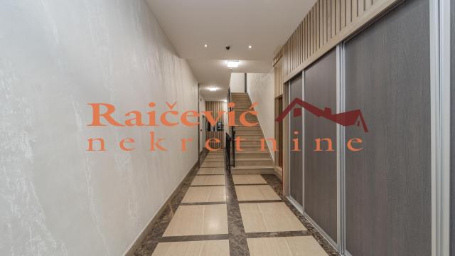 Stan, Jednoiposoban, Prodaja, 40m2, Centar, Stari grad, Vojvode Dobrnjca
