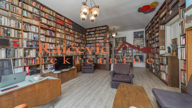 Stan, četvorosoban, Prodaja, 139m2, Centar, Stari grad, Uzun Mirkova