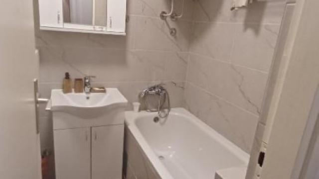 Stan, Dvosoban, Izdavanje, 52m2, Blok 70 (kineski tržni centar), Novi Beograd, Jurija Gagarina