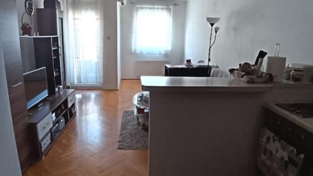 Stan, Garsonjera, Prodaja, 30m2, Karaburma, Palilula, Sloga