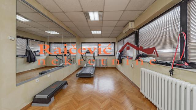 Poslovni prostor, Izdavanje, 273m2, Banovo brdo, Čukarica, Pozeska