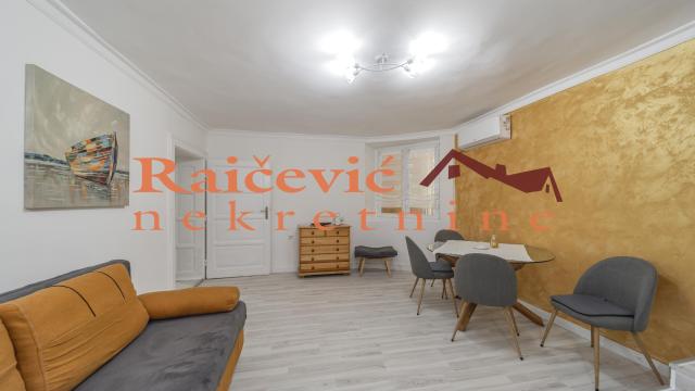 Stan, Jednoiposoban, Prodaja, 40m2, Kalenić pijaca, Vračar, Molerova