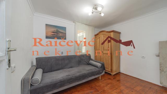 Stan, Jednoiposoban, Prodaja, 40m2, Kalenić pijaca, Vračar, Molerova