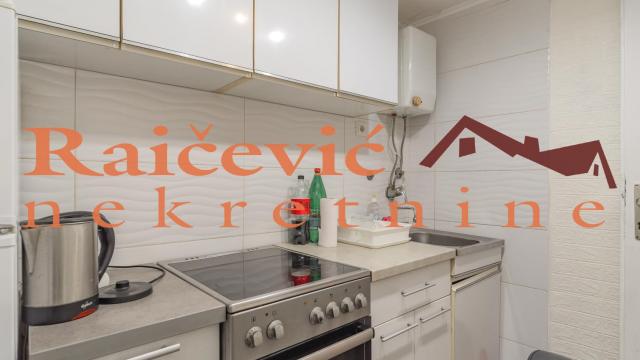 Stan, Jednoiposoban, Prodaja, 40m2, Kalenić pijaca, Vračar, Molerova