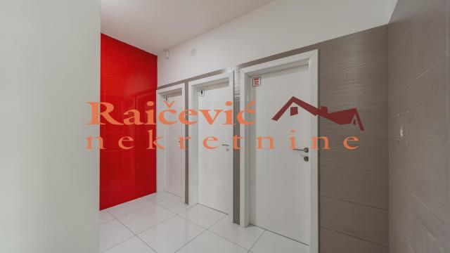 Poslovni prostor, Petosoban, Izdavanje, 179m2, Centar, Stari grad, Terazije