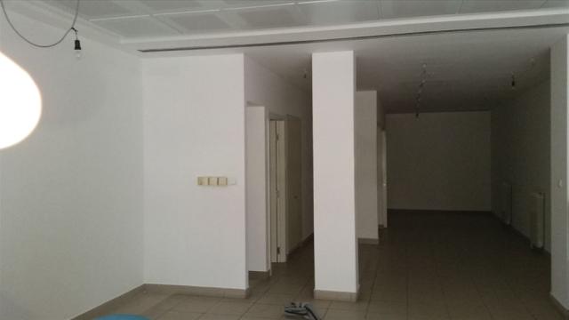 Poslovni prostor, Jednosoban, Izdavanje, 81m2, Grocka, Bulevar Oslobodjenja