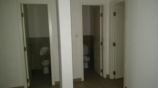 Poslovni prostor, Jednosoban, Izdavanje, 81m2, Grocka, Bulevar Oslobodjenja