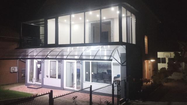 Poslovni prostor, Jednosoban, Izdavanje, 55m2, Sremčica, Čukarica, Beogradska