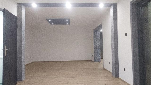 Poslovni prostor, Jednosoban, Izdavanje, 55m2, Sremčica, Čukarica, Beogradska