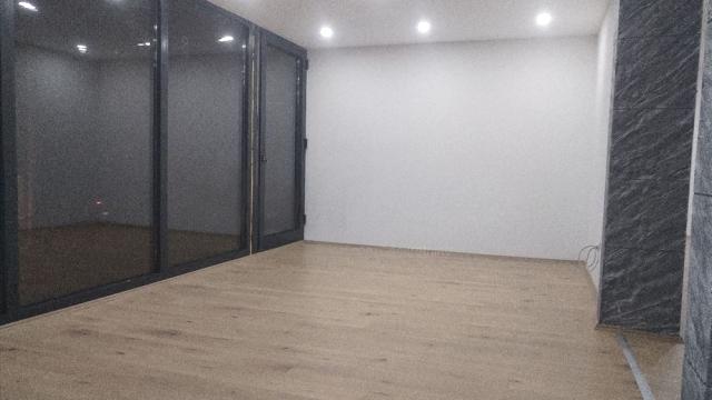 Poslovni prostor, Jednosoban, Izdavanje, 55m2, Sremčica, Čukarica, Beogradska