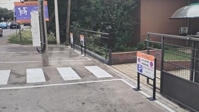 Poslovni prostor, Jednosoban, Izdavanje, 55m2, Sremčica, Čukarica, Beogradska