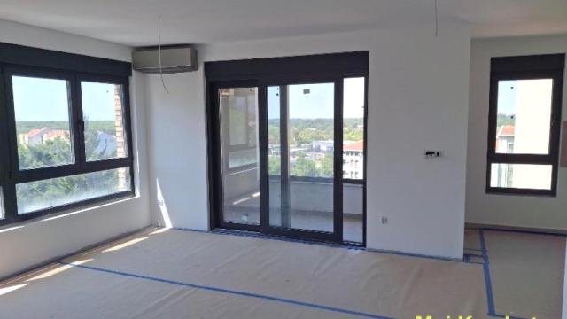 Stan, Trosoban, Prodaja, 69m2, Banovo brdo, Čukarica, Karpoševa