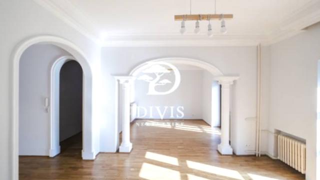 Kuća, četvorosoban, Izdavanje, 550m2, Milovana Marinkovića
