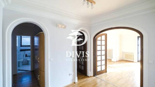 Kuća, četvorosoban, Izdavanje, 550m2, Milovana Marinkovića