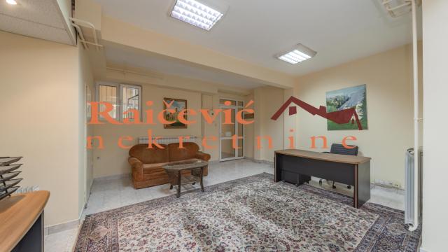 Poslovni prostor, Dvosoban, Izdavanje, 84m2, Dorćol, Stari grad, Skender Begova