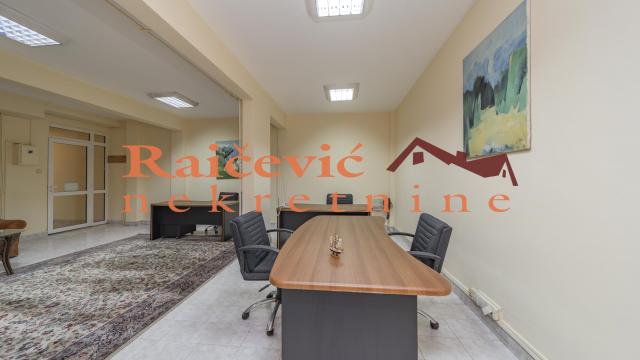 Poslovni prostor, Dvosoban, Izdavanje, 84m2, Dorćol, Stari grad, Skender Begova