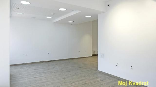 Poslovni prostor, Izdavanje, 75m2, Blok 44 (TC Piramida), Novi Beograd, Jurija Gagarina