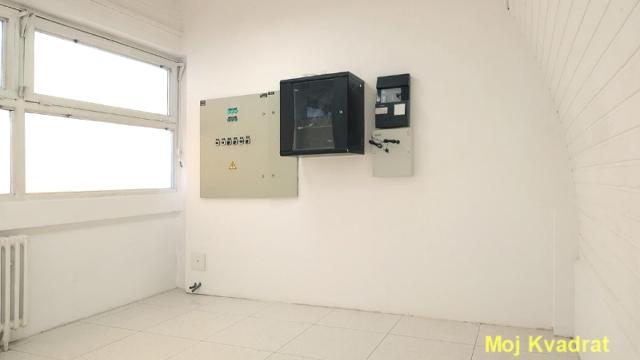 Poslovni prostor, Izdavanje, 75m2, Blok 44 (TC Piramida), Novi Beograd, Jurija Gagarina