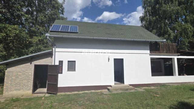 Kuća, Dvosoban, Prodaja, 80m2, Bezdan, Okolno mesto, Sombor
