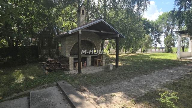 Kuća, Dvosoban, Prodaja, 80m2, Bezdan, Okolno mesto, Sombor