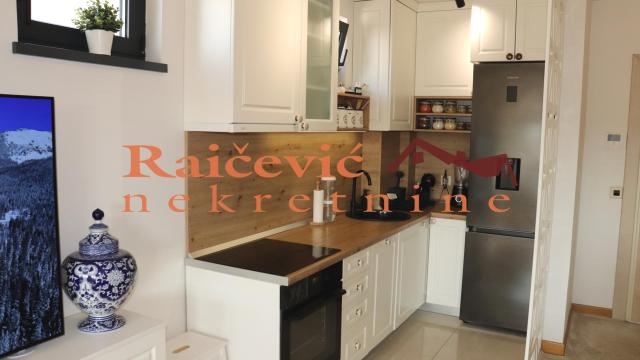 Stan, četvorosoban, Prodaja, 103m2, Autokomanda, Voždovac, Jove Ilica