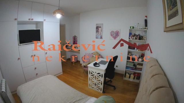 Stan, četvorosoban, Prodaja, 103m2, Autokomanda, Voždovac, Jove Ilica