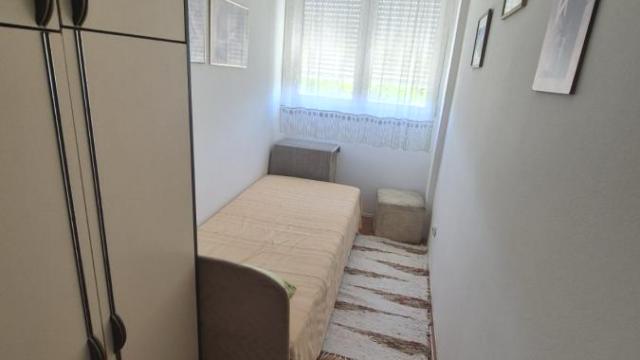 Stan, Jednosoban, Izdavanje, 32m2, Fontana, Novi Beograd, Pariske komune