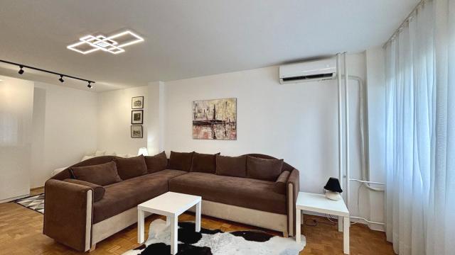 Stan, Dvosoban, Izdavanje, 58m2, Jurija Gagarina