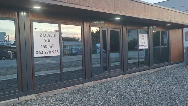 Poslovni prostor, Jednosoban, Izdavanje, 140m2, Surčin, Vojvodjanska 370