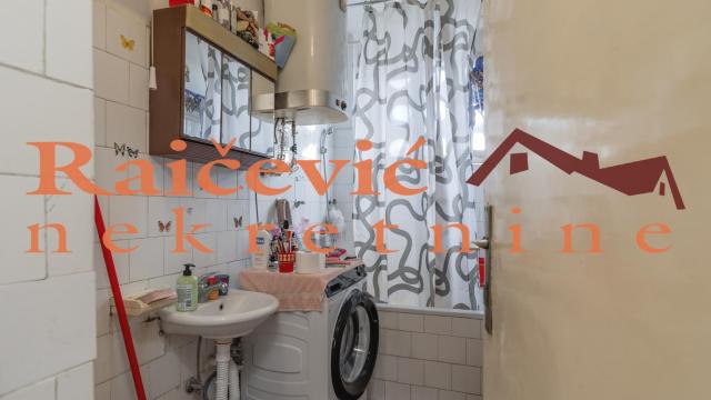 Stan, Trosoban, Prodaja, 67m2, Fontana, Novi Beograd, Bulevar Zorana Djindjica