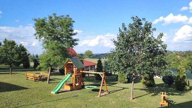 Kuća, Petosoban i veći, Prodaja, 300m2, Manastirski put