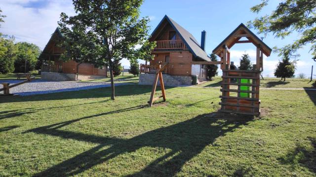 Kuća, Petosoban i veći, Prodaja, 300m2, Manastirski put