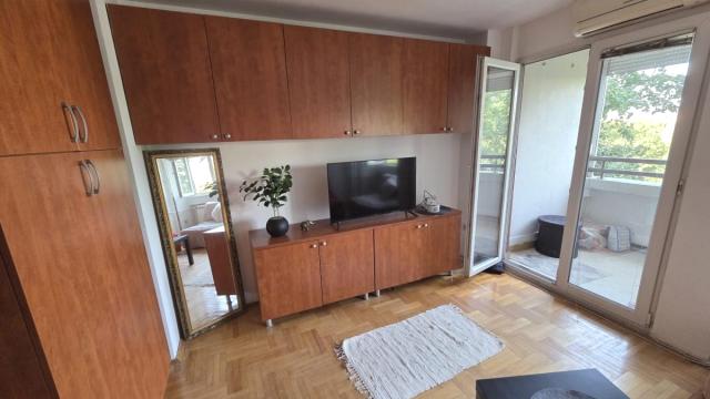 Stan, Garsonjera, Prodaja, 33m2, Blok 45 (TC Enjub), Novi Beograd, Jurija Gagarina