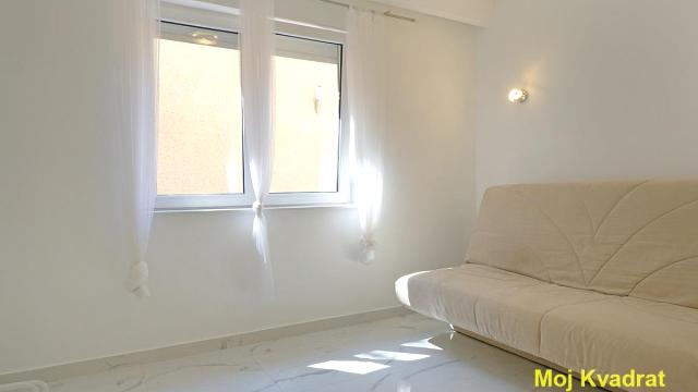 Stan, Trosoban, Prodaja, 80m2, Dedinje, Savski venac, Mihaila Avramovića
