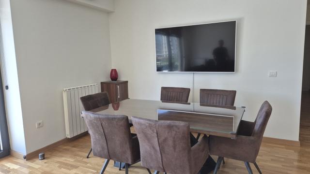 Stan, Trosoban, Izdavanje, 88m2, Bulevar Vudroa Vilsona