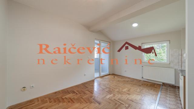 Stan, Jednoiposoban, Prodaja, 31m2, Kneževac, Rakovica, Humski put