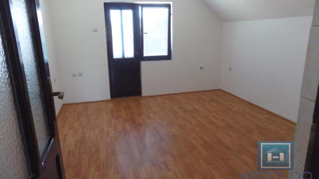 Kuća, Petosoban, Prodaja, 350m2, Gradska lokacija, Ćuprija