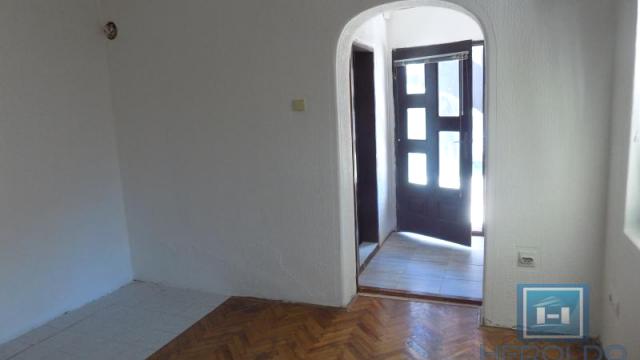 Kuća, Petosoban, Prodaja, 350m2, Gradska lokacija, Ćuprija